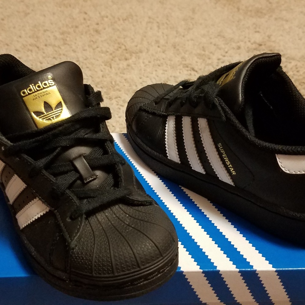 Adidas Superstar